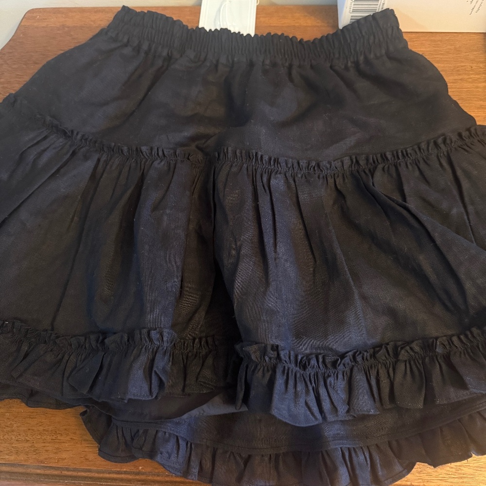 Hill house home skirt